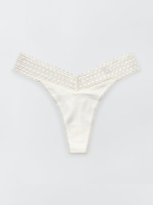 Lot de 3 strings coton et dentelle - Kiabi Lot de 3 strings coton et dentelle - Kiabi