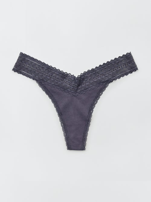 Lot de 3 strings coton et dentelle - Kiabi Lot de 3 strings coton et dentelle - Kiabi