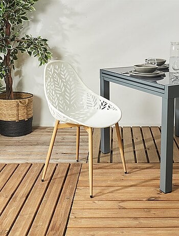 Lot de 4 chaises d'extérieur effet ajouré CALVI