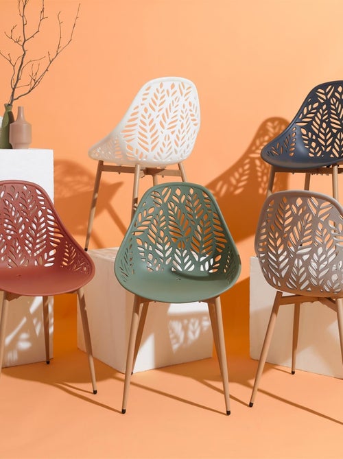 Lot de 4 chaises d'extérieur effet ajouré CALVI - Kiabi Lot de 4 chaises d'extérieur effet ajouré CALVI - Kiabi