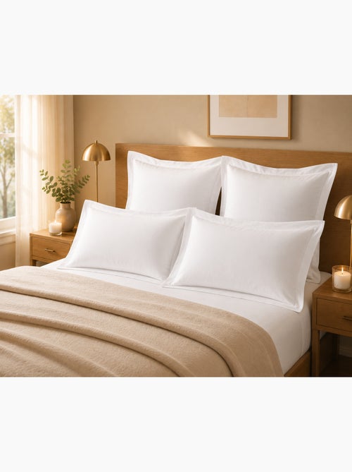 Lot de 4 taies d'oreiller 100% coton – 2 taies + 2 taies - Kiabi Lot de 4 taies d'oreiller 100% coton – 2 taies + 2 taies - Kiabi