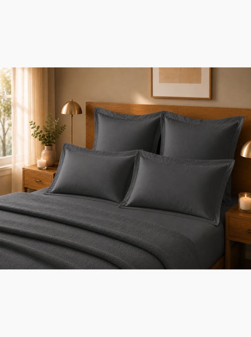 Lot de 4 taies d'oreiller 100% coton – 2 taies + 2 taies - Kiabi Lot de 4 taies d'oreiller 100% coton – 2 taies + 2 taies - Kiabi