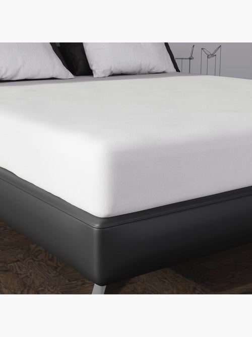 Lot de 5 protège matelas jetables, par Soleil Ocre - Kiabi Lot de 5 protège matelas jetables, par Soleil Ocre - Kiabi
