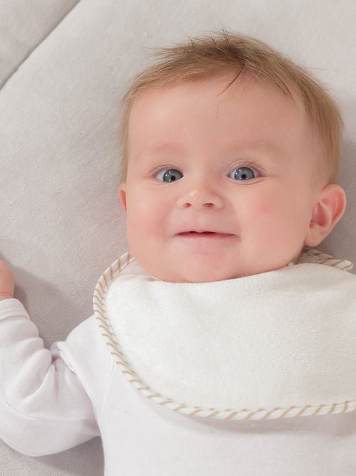 Lot de 7 bavoirs à velcro Essentiel écrus - Kiabi