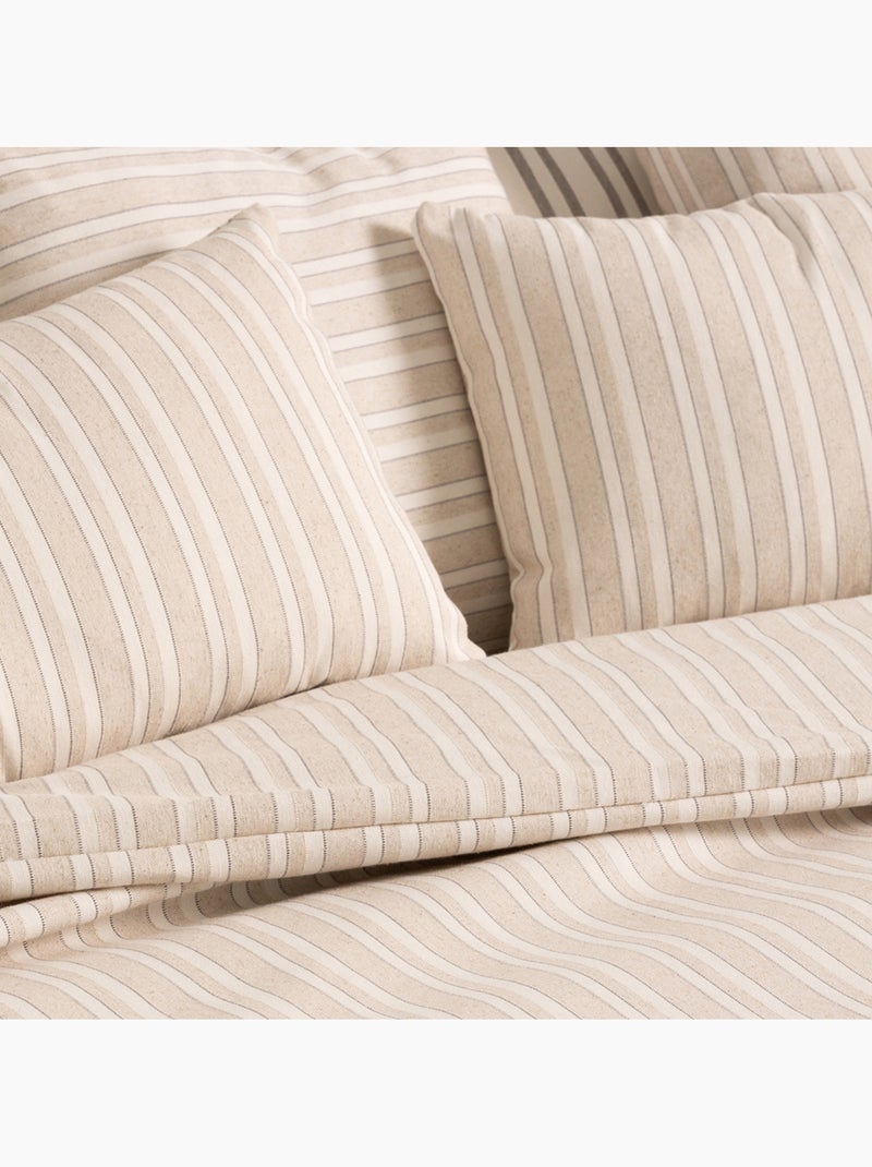 Lot de deux housses de coussin en coton à fils en relief, tissu texturé. Ocre - Kiabi
