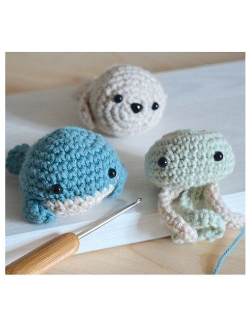 Lovely Box - SYCOMORE - Amigurumi - Animaux de la mer - Dès 10 ans - Kiabi Lovely Box - SYCOMORE - Amigurumi - Animaux de la mer - Dès 10 ans - Kiabi