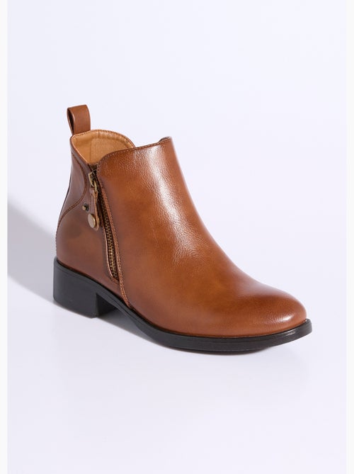 Low boots à talon large et zip déco - AFIBEL - Kiabi Low boots à talon large et zip déco - AFIBEL - Kiabi