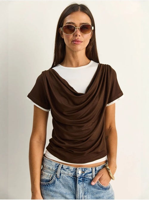 Lucci t-shirt femme à col bénitier et manches courtes - Kiabi Lucci t-shirt femme à col bénitier et manches courtes - Kiabi