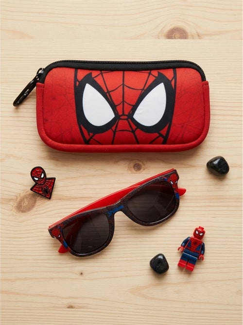 Lunettes de soleil enfant avec étui assorti Spiderman Marvel - Kiabi Lunettes de soleil enfant avec étui assorti Spiderman Marvel - Kiabi