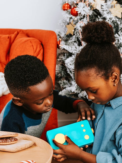 Lunii - Calendrier de l’Avent 2022 - 25 histoires à écouter + 24 autocollants de Noël - Kiabi