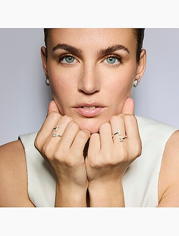 Luxenter Bague avec zircone brillante, finition argentée - Alphabet