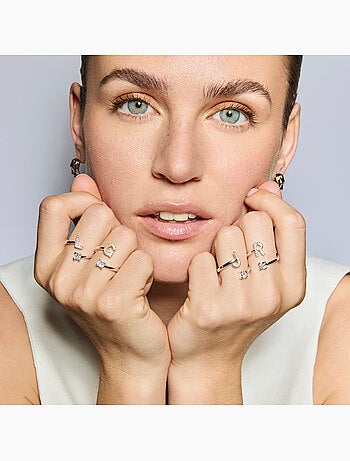 Luxenter Bague avec zircone brillante, finition argentée - Alphabet