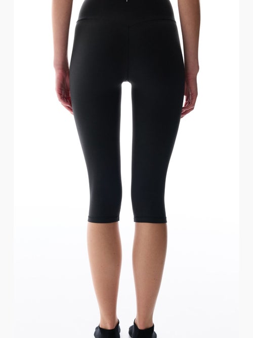 Lycra legging capri à maintien léger et taille haute, light soft penti - Kiabi Lycra legging capri à maintien léger et taille haute, light soft penti - Kiabi