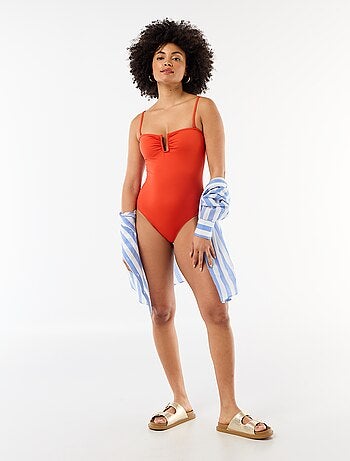 Maillot de bain 1 pièce encolure carrée