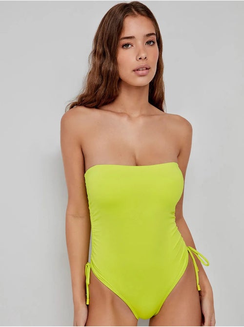 Maillot de bain sans armature couleur fluo - Kiabi Maillot de bain sans armature couleur fluo - Kiabi