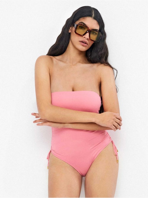 Maillot de bain sans armature décolleté bandeau - Kiabi Maillot de bain sans armature décolleté bandeau - Kiabi