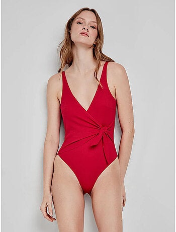 Maillot de bain sans armature en tissu structuré
