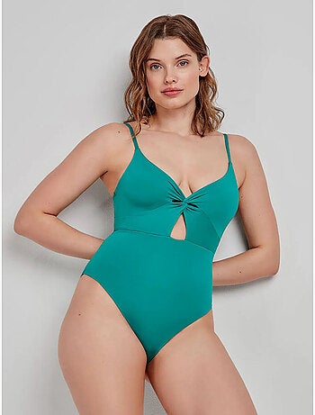 Maillot de bain sans armature et mousse amovible
