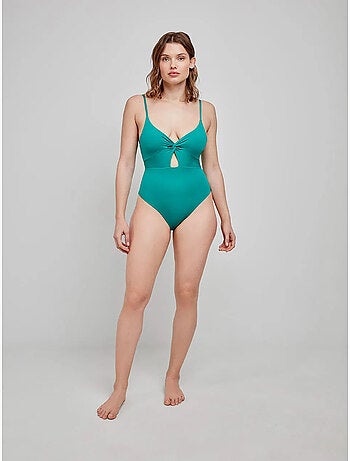 Maillot de bain sans armature et mousse amovible