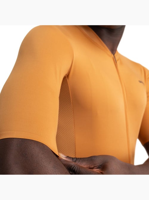 Maillot vélo manches courtes en tissu recyclé homme cyclisme homme m6r apricot - Kiabi Maillot vélo manches courtes en tissu recyclé homme cyclisme homme m6r apricot - Kiabi