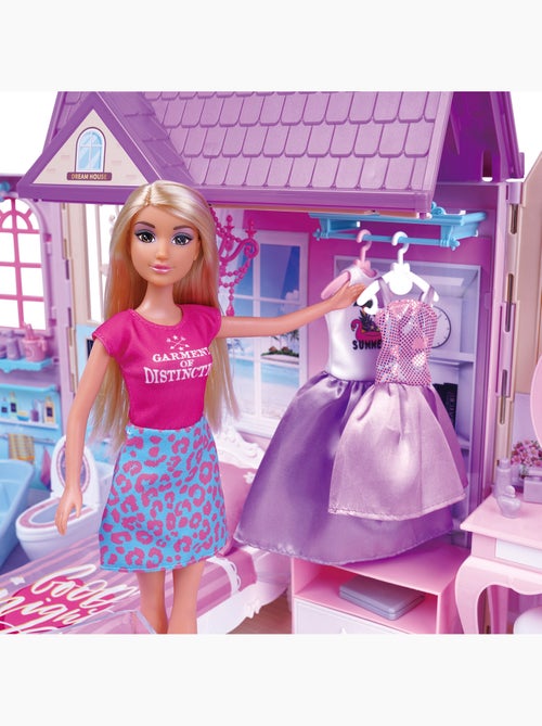 Maison de poupée avec poupée de 30 cm et plus de 60 accessoires isabella - Kiabi Maison de poupée avec poupée de 30 cm et plus de 60 accessoires isabella - Kiabi
