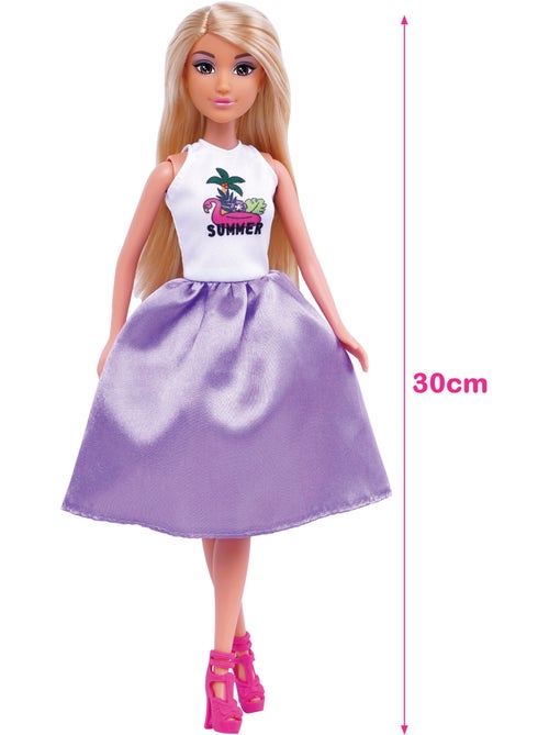 Maison de poupée avec poupée de 30 cm et plus de 60 accessoires isabella - Kiabi Maison de poupée avec poupée de 30 cm et plus de 60 accessoires isabella - Kiabi
