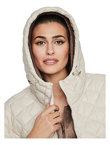 Manteau cape matelassé pc1
