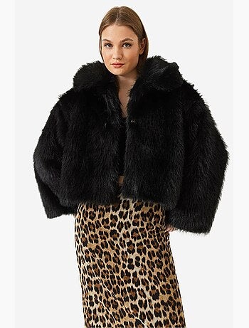 Manteau court en fausse fourrure à manches longues et à devant ouvert lucci