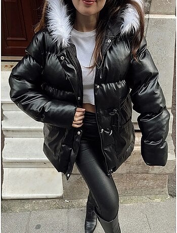 Manteau en cuir matelassé à capuche en fausse fourrure bianco lucci