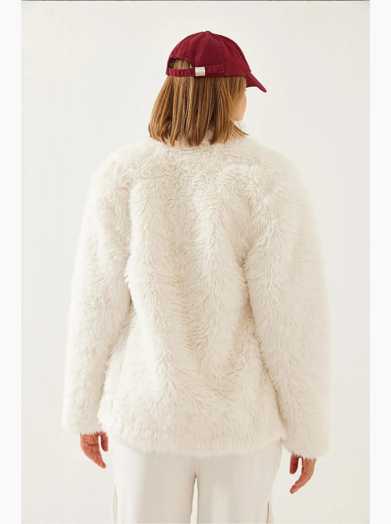 Manteau en fausse fourrure lucci Blanc cassé - Kiabi