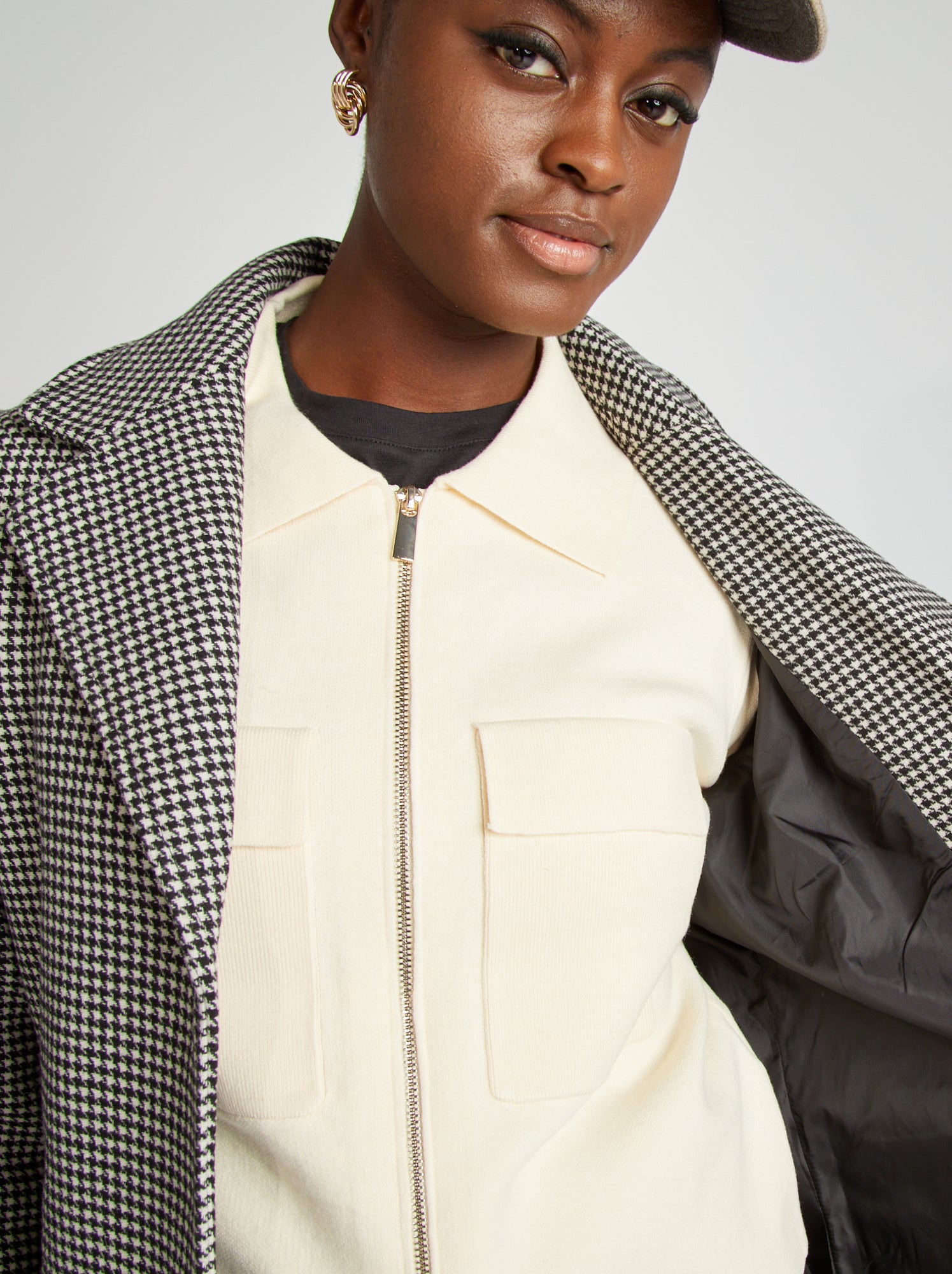 Manteau En Laine Femme Kiabi Noir Avec Capuche - Taille 46 - Occasion Très Bon état
