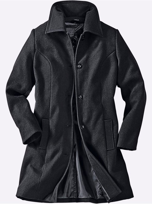 Manteau femme col revers à épaules structurantes et poches à rabat - taille standard - moda vilona - Kiabi Manteau femme col revers à épaules structurantes et poches à rabat - taille standard - moda vilona - Kiabi
