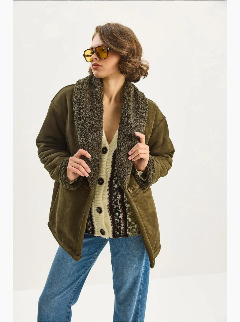 Manteau long boutonné en fausse fourrure lucci Kaki - Kiabi