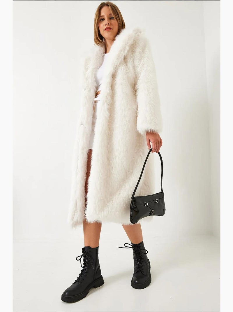 Manteau long en fausse fourrure à col châle lucci Blanc - Kiabi