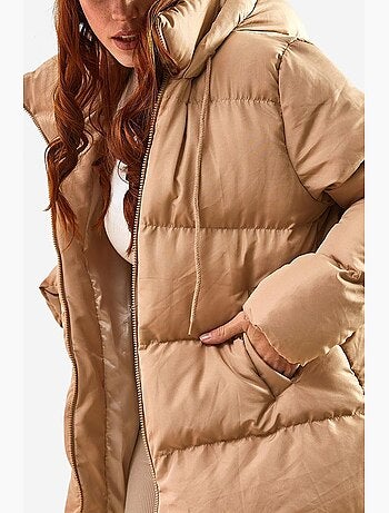 Manteau long matelassé avec capuche à cordon de serrage lucci