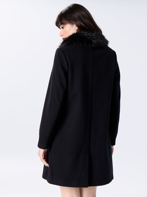 Manteau mi-long en faux lainage avec col en fausse fourrure - Kiabi Manteau mi-long en faux lainage avec col en fausse fourrure - Kiabi