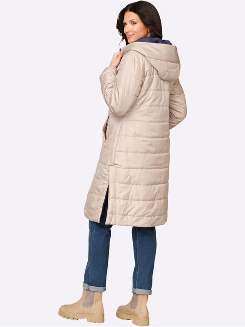 Manteau réversible à capuche avec poches et fentes réglables - Taille standard - Moda Vilona - Kiabi Manteau réversible à capuche avec poches et fentes réglables - Taille standard - Moda Vilona - Kiabi