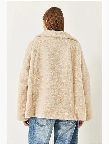 Manteau surdimensionné en fausse fourrure à double poche lucci