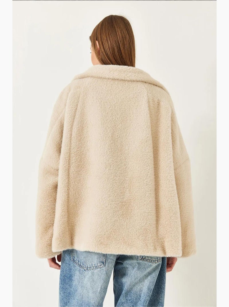 Manteau surdimensionné en fausse fourrure à double poche lucci Crème - Kiabi