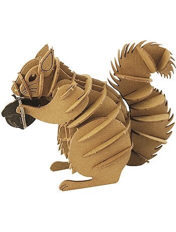 Maquette 3d en papier écureuil