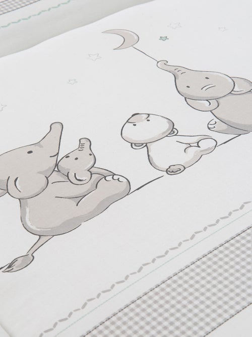 Matelas à langer imprimé éléphant 85 x 75 cm 'Sternenzauber' ROBA - Kiabi