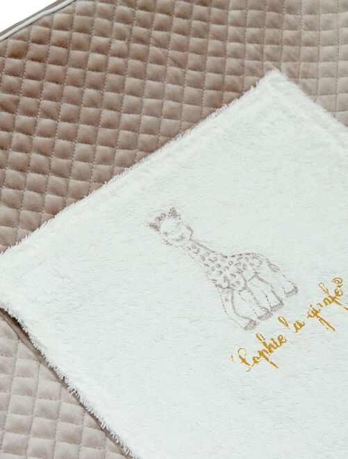 Matelas à langer Luxe + housse matelassée + serviette brodée Sophie la Girafe Paris - 50x70 cm - Kiabi