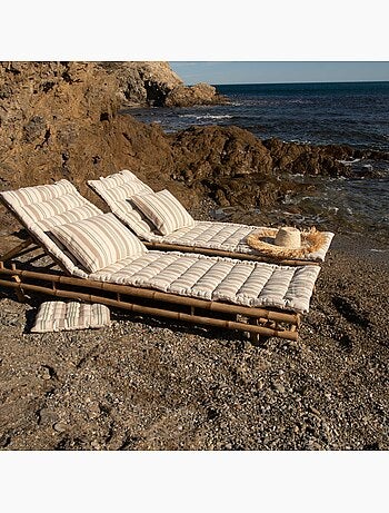 Matelas bain de soleil matelassé à rayures