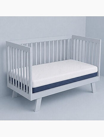Matelas bébé - coolmax - aspect respirant et absorbant - déhoussable - certifié oeko-tex