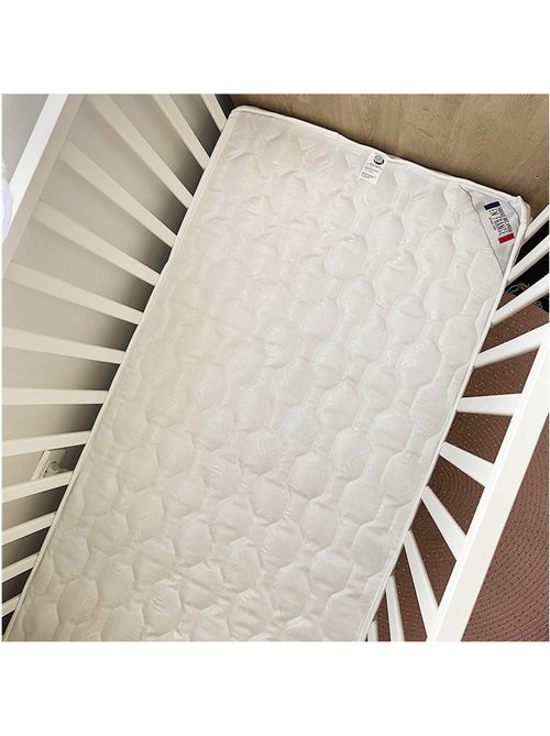 Matelas bébé Climatisé Ete / Hiver - Babycalin - Kiabi Matelas bébé Climatisé Ete / Hiver - Babycalin - Kiabi