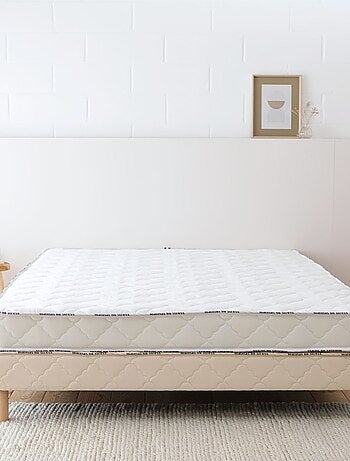 Matelas enfant mémoire de forme moelleux