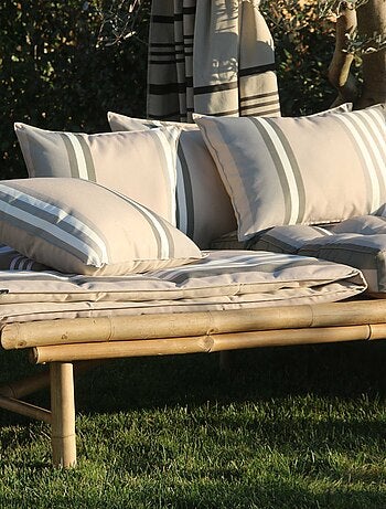 Matelas extérieur à rayures