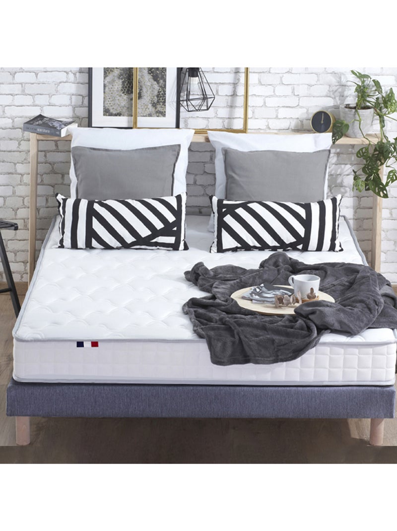 Matelas Mousse Haute Résilience CIRRUS Made in France Blanc - Kiabi