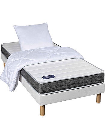 Matelas mousse + latex, sommier, pieds, couette, oreillers