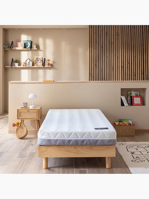 Matelas mousse recyclée 17 cm Conscience - Terre de Nuit - Kiabi Matelas mousse recyclée 17 cm Conscience - Terre de Nuit - Kiabi